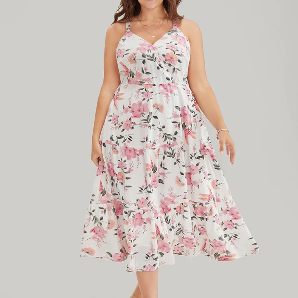 BloomChic Pastel Floral V~Neck Spaghetti Strap  Tiered Dress  Size 26